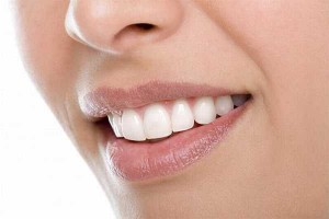 Tooth-enamel-gives-attractive-smile