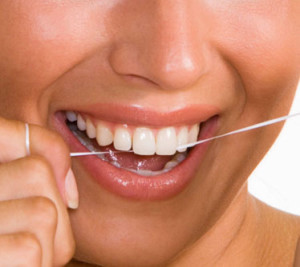 Flossing-Woman