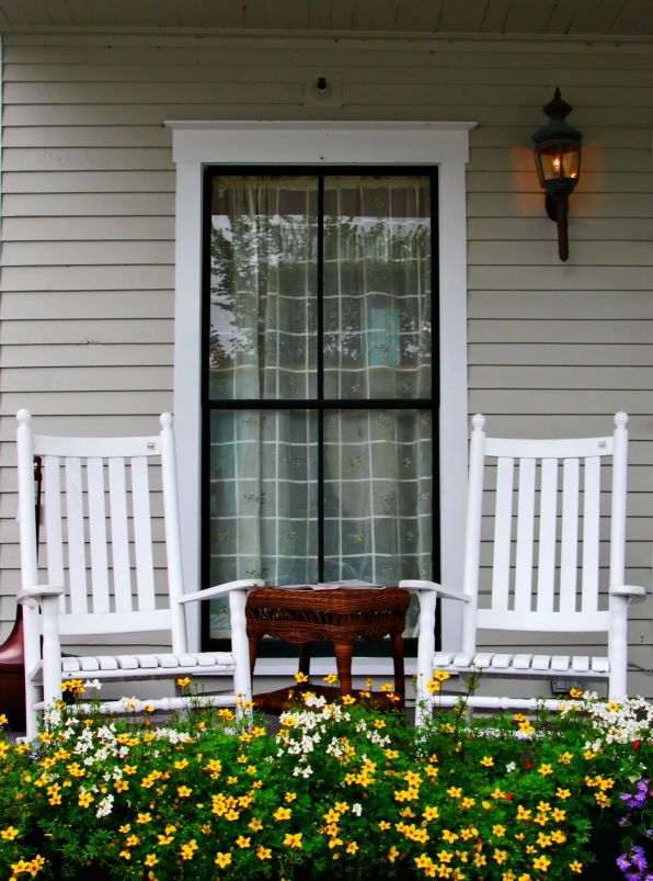 Breezesta Adirondack Chairs Are both Historic and Traditional Furnishings