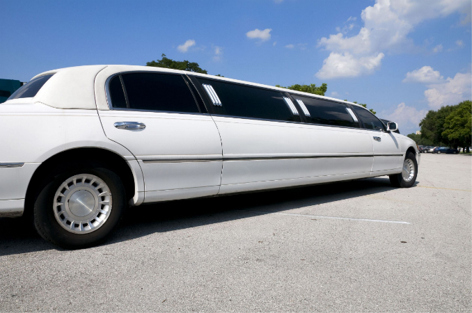 Why Limousine Service is Better Than Taxi