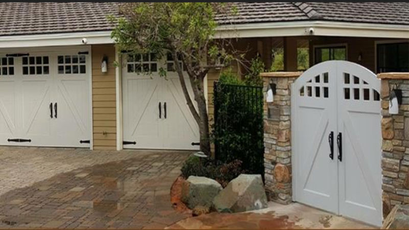 The Benefit of Wood Garage Doors