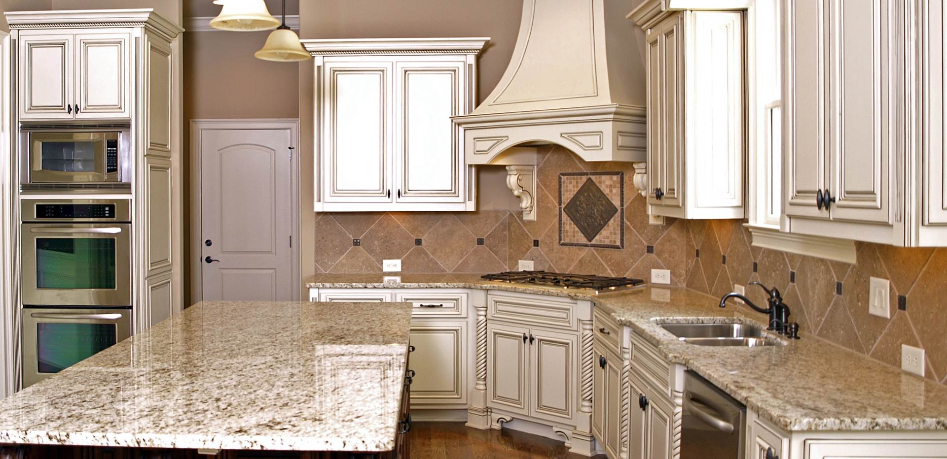 Why homeowners choose marble slabs in Garland, TX for kitchen and bathroom renovations