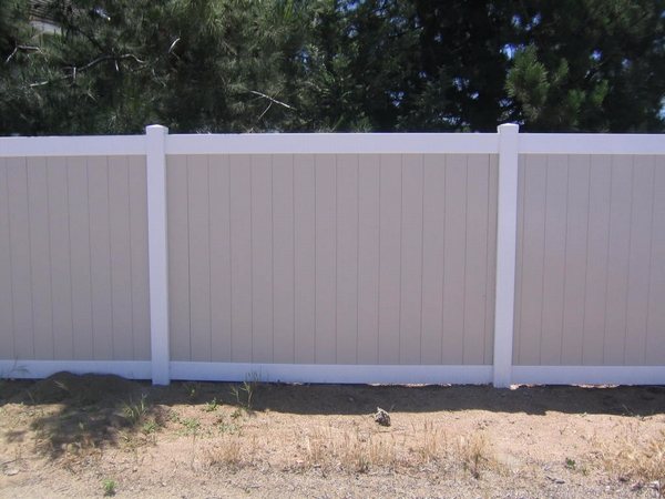 Top Benefits Of Installing A Vinyl Fence In Riverside