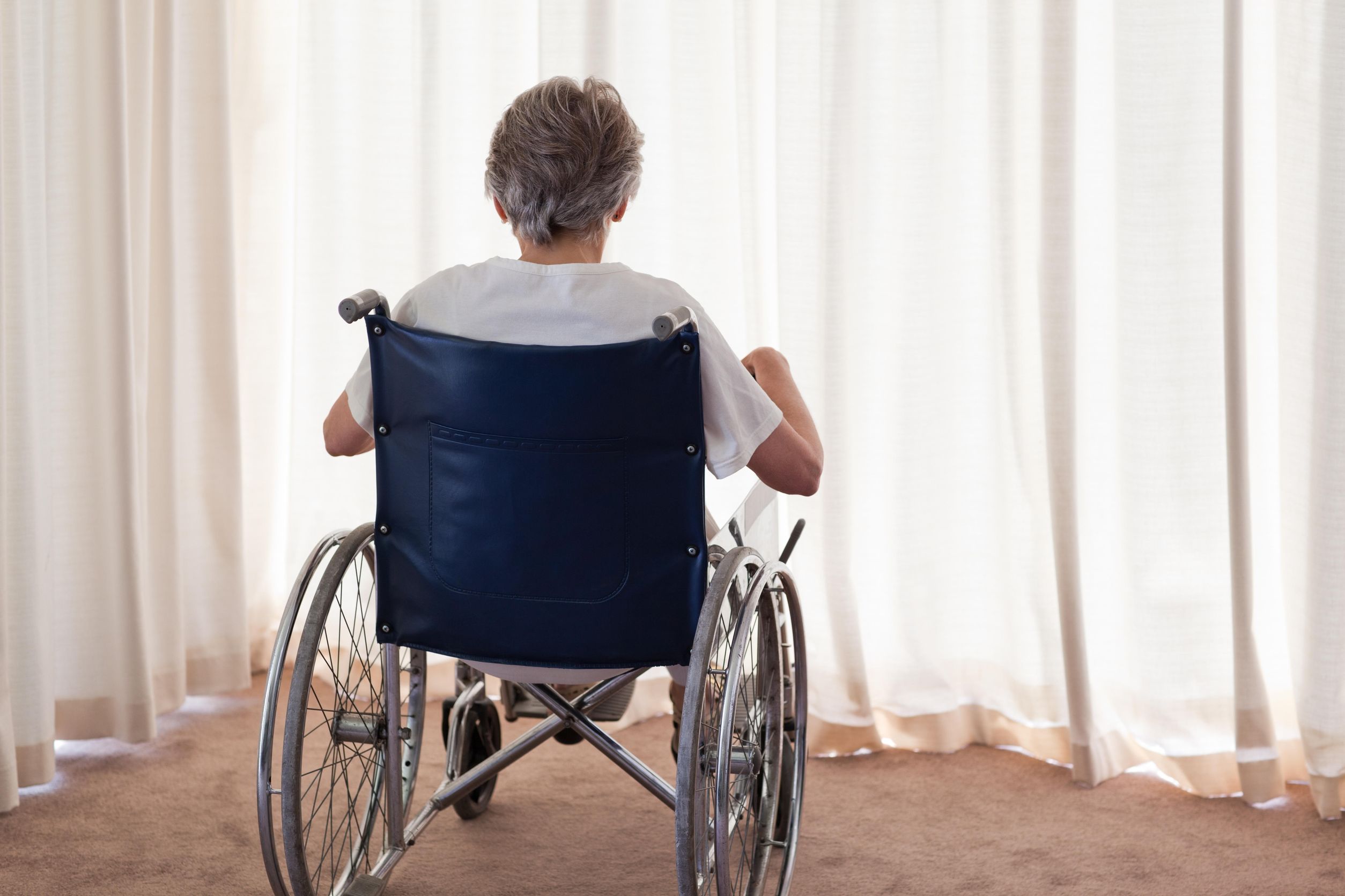 Buying Walkers For Seniors Mississauga? 3 Tips To Choose The Best