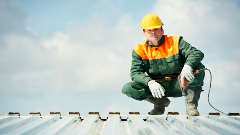 Signs That You Need to Need to Look into Roofing Repair in Charleston SC