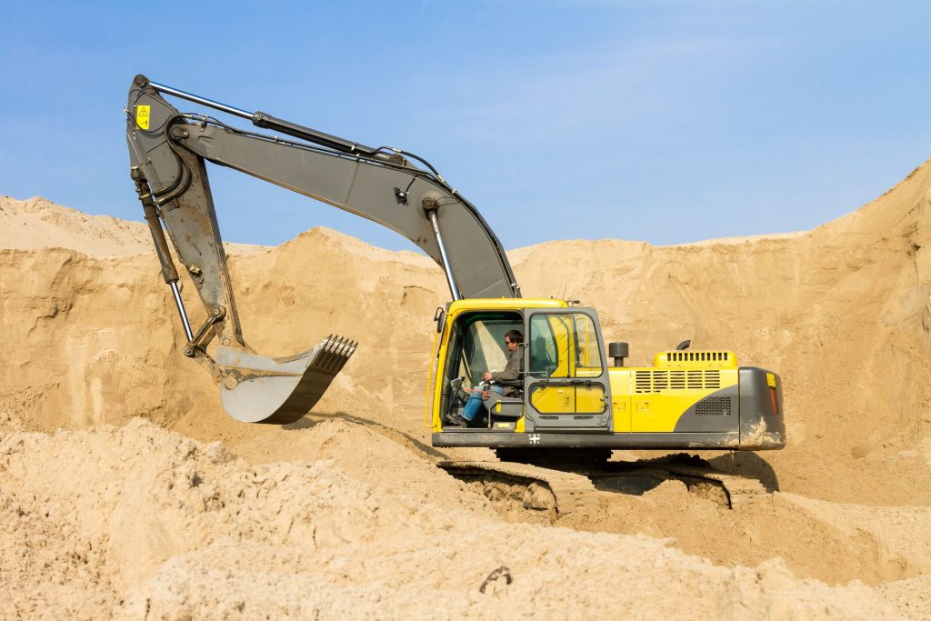 Guide to finding the right attachments for your Kubota in Poplarville MS