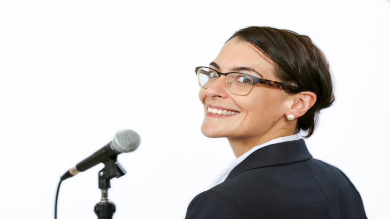 Finding the Right After Dinner Speakers for Your Next Event