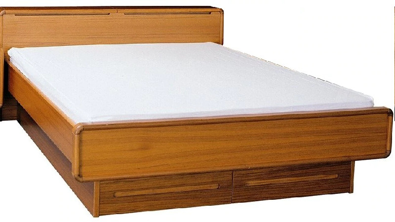 Why Should You Opt for a Teak Platform Bed Queen?