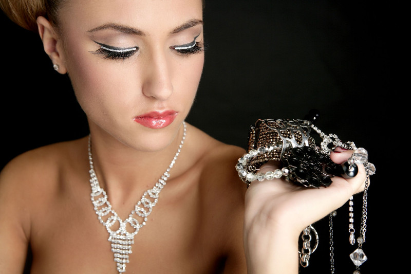 Why You Should Consider Buying Your Diamond Necklace in Quincy, MA