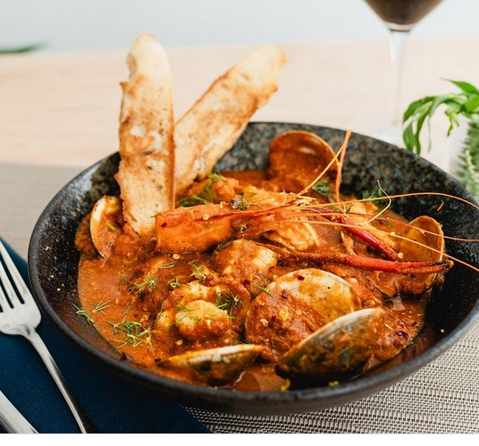 Get Something Tasty Conveniently Located Restaurants Near Xcel Energy Center in The Twin Cities