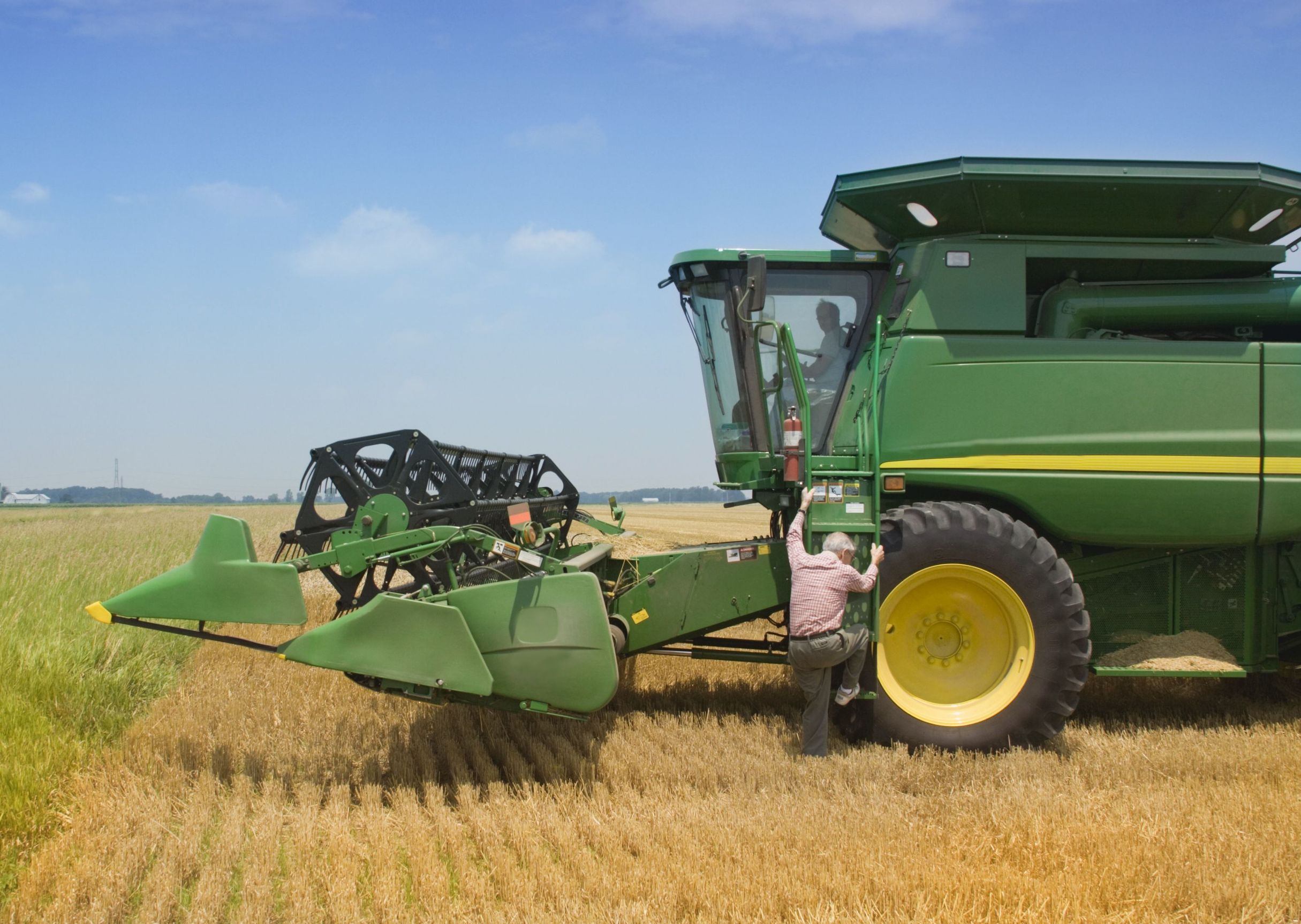 What to Look for in an Agricultural Machinery Parts Dealer in Castroville, TX