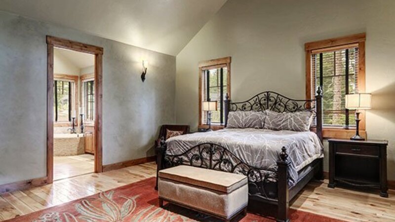 House Addition Contractors in Bentonville, AR: Expanding Your Living Space