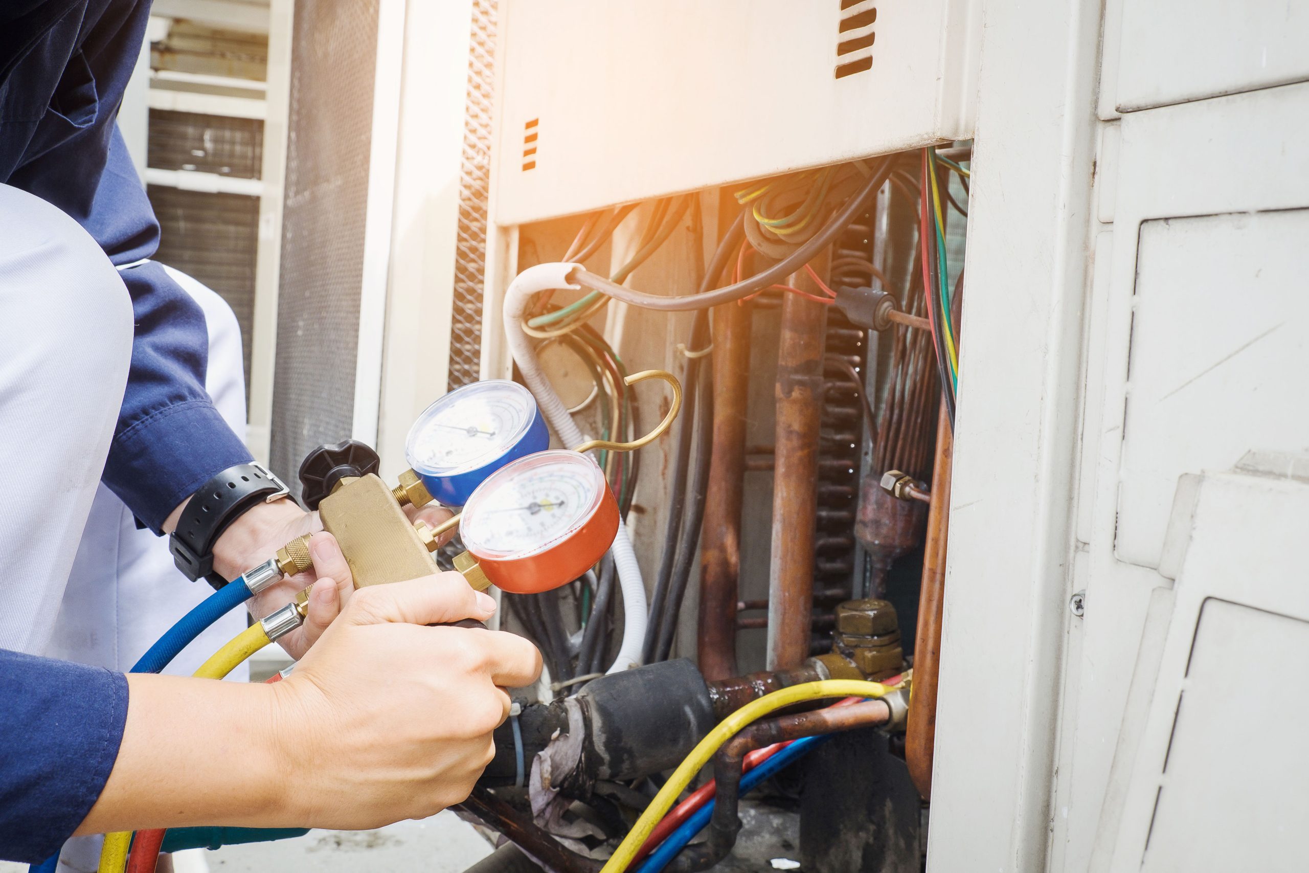 4 Signs That a Business Owner Needs to Call AC Installers in Mundelein, IL