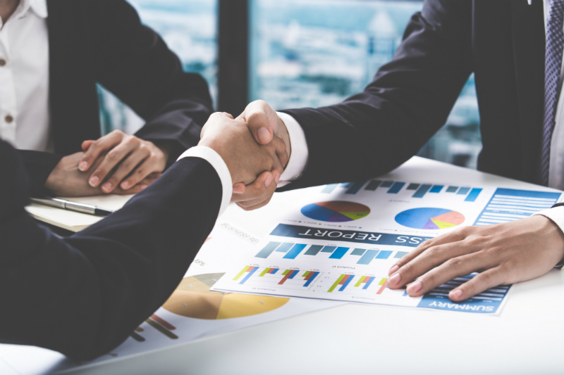 Leveraging Professional Expertise for Optimal Financial Planning with Investment Advisers in Miami, FL