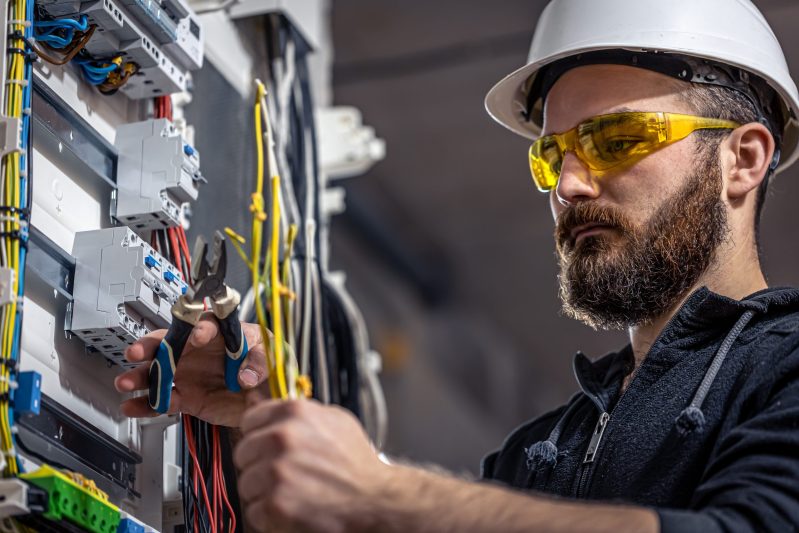 Reliable Home Wiring Electrician Services in Highlands Ranch CO