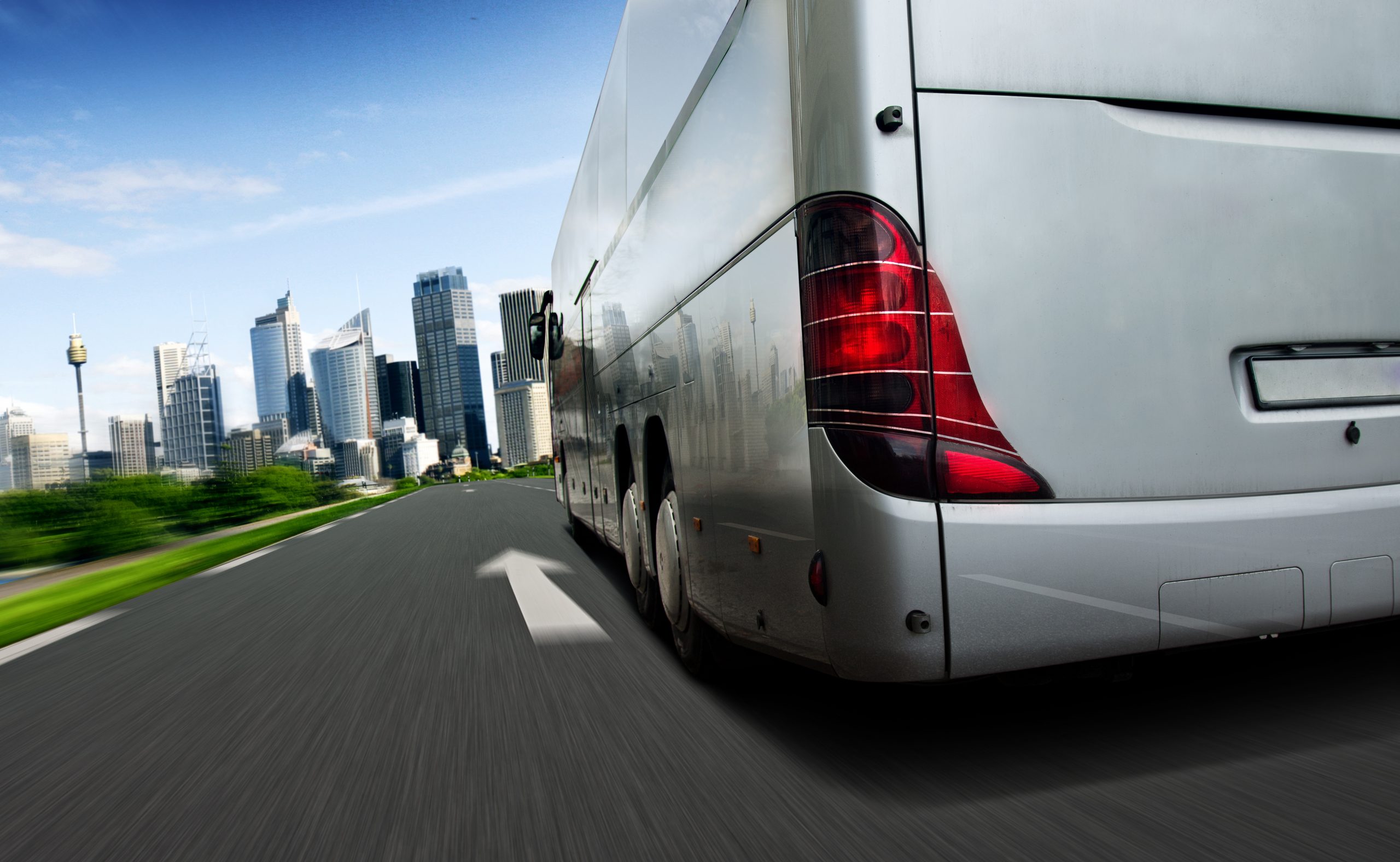 How a Bus Charter San Diego Ca Simplifies Corporate Transportation Needs