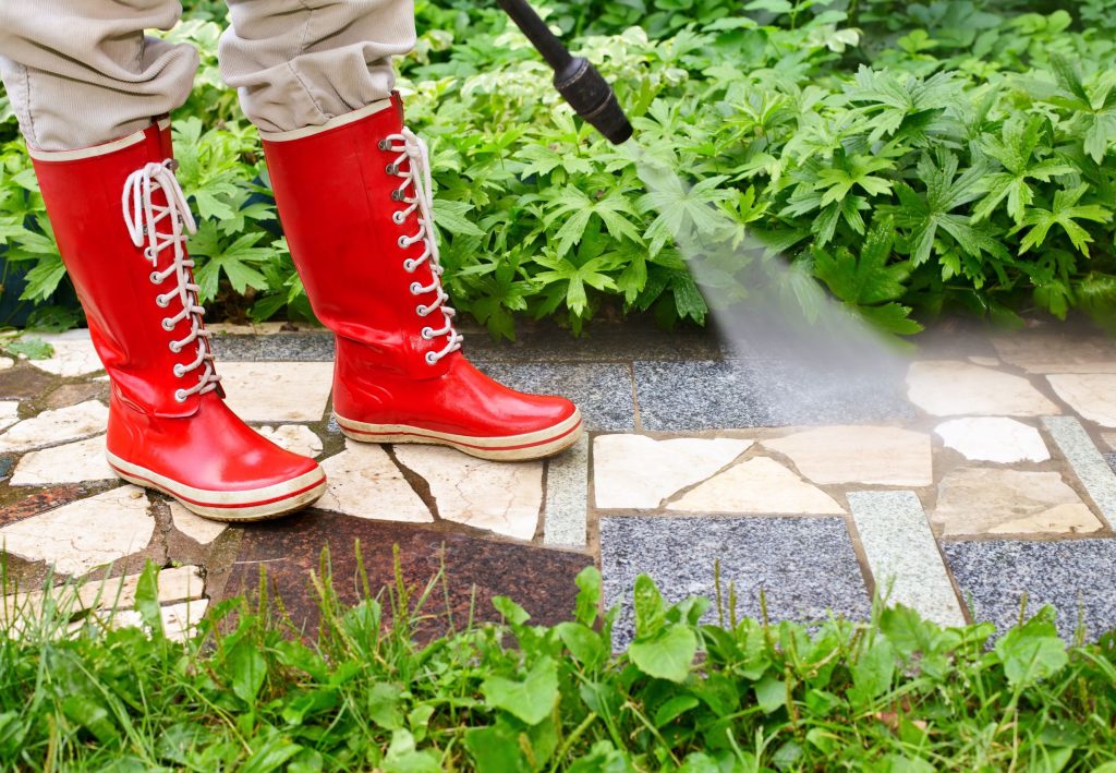 Refresh Your Home’s Exterior with Pressure Washing Services In Spring Grove, IL