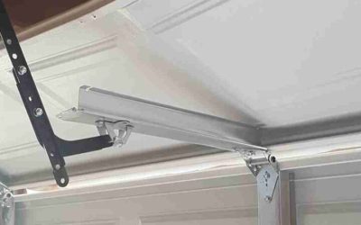 How to Choose the Right Garage Door for Curb Appeal