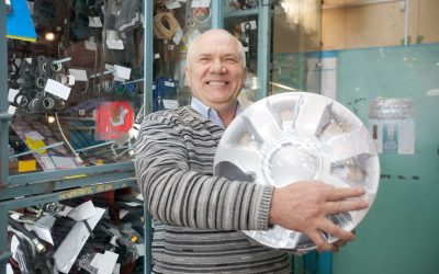 Save Time and Money at an Auto Parts Store Cincinnati, OH Drivers Trust for Repairs