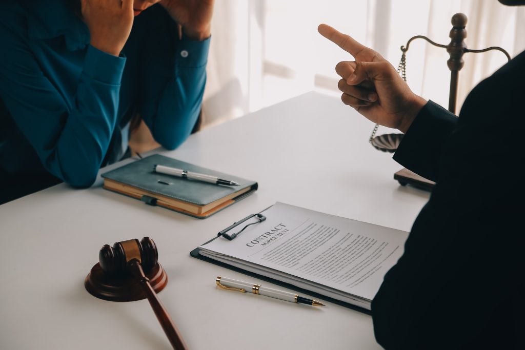How a Former Insurance-Defense Attorney Evaluates a Personal Injury Case