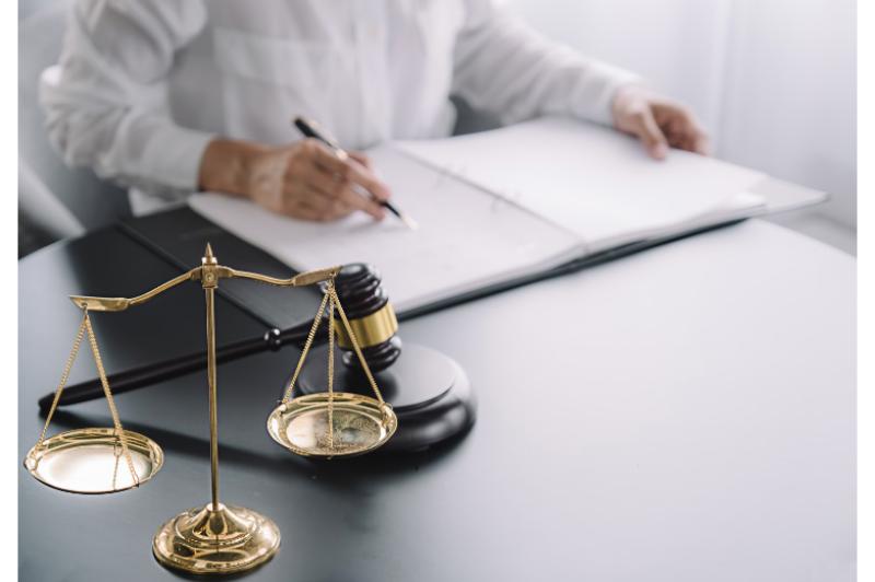 Navigating Family Transitions with a Child Custody Lawyer in Saint Petersburg, FL for Peace of Mind