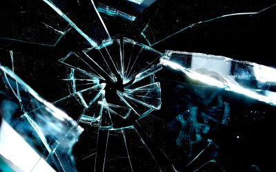 When to Call a Residential Glass Repair Service Sacramento CA for Window Emergencies