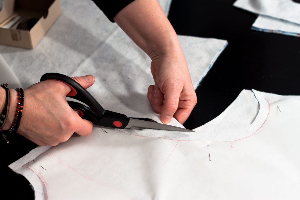 How Custom Suits Fort Wayne IN Can Transform Your Professional Wardrobe Instantly