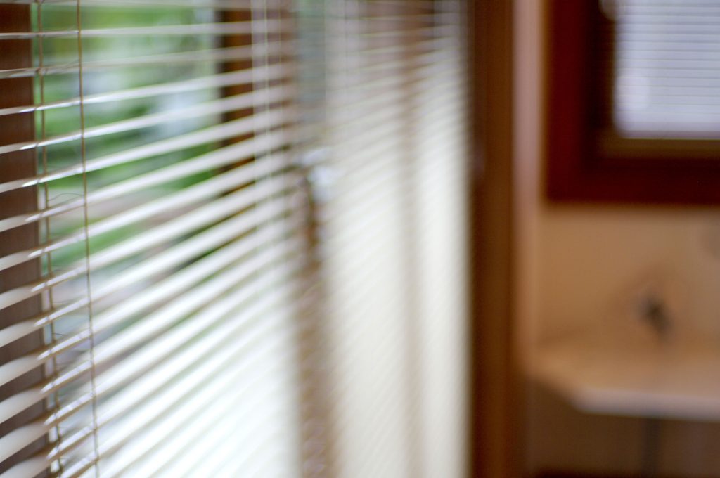 The Benefits of Installing Window Blinds Tampa FL Families Appreciate Most