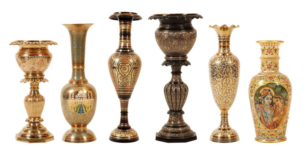 Personalize Your Living Room With Handpicked Vintage Decor in Nashville, TN, Accents