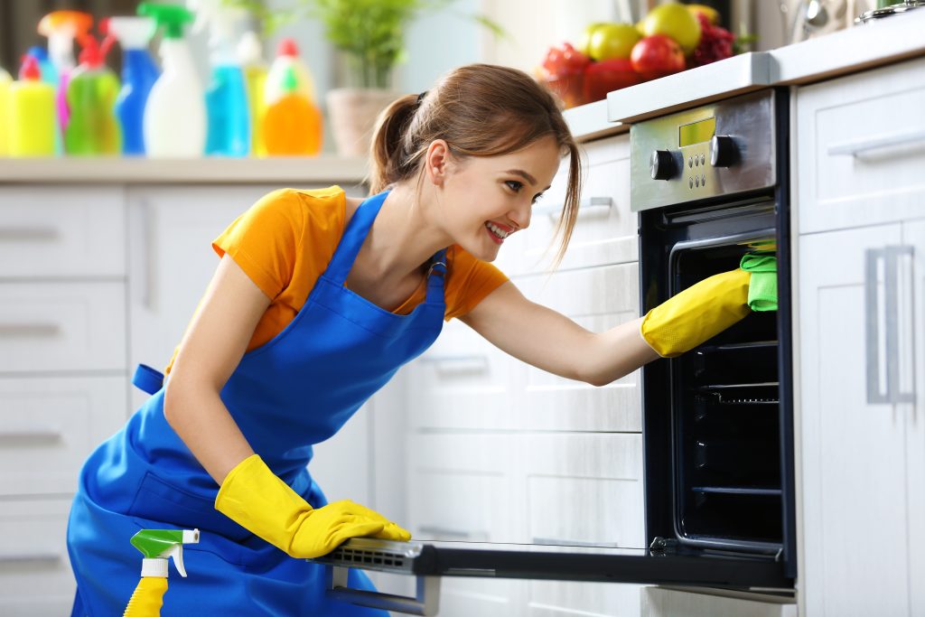 Keep Your Kitchen Running Smoothly by Scheduling Stove Repair in St. Louis, MO