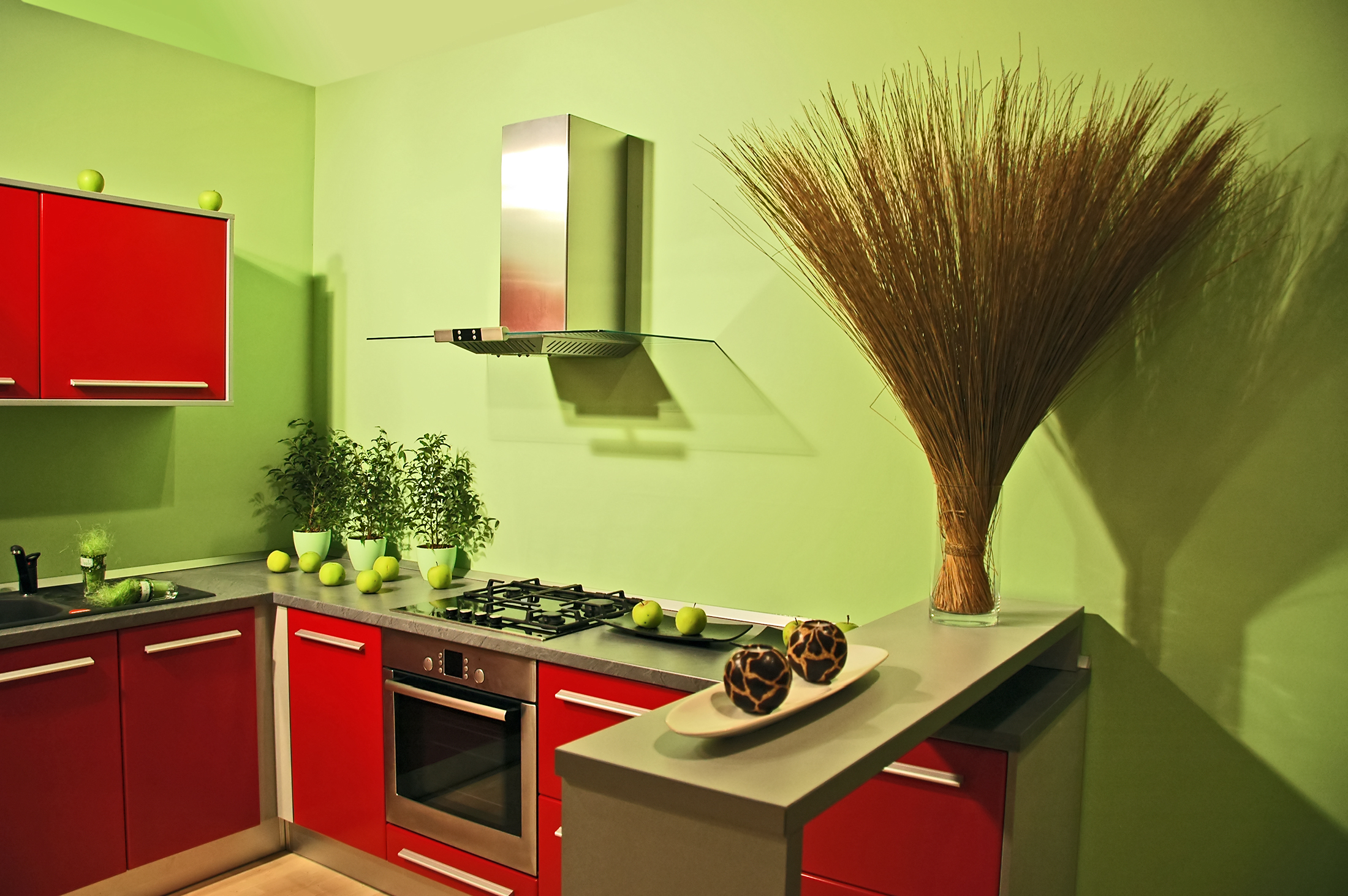 Unlock DIY Success with Quality Materials from a Plywood Products Store Warwick RI Locals Trust