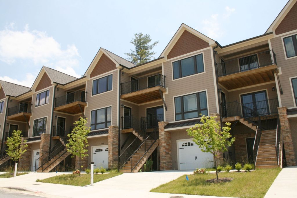 Enjoy Suburban Peace in Quality Apartment Homes For Rent in Zionsville