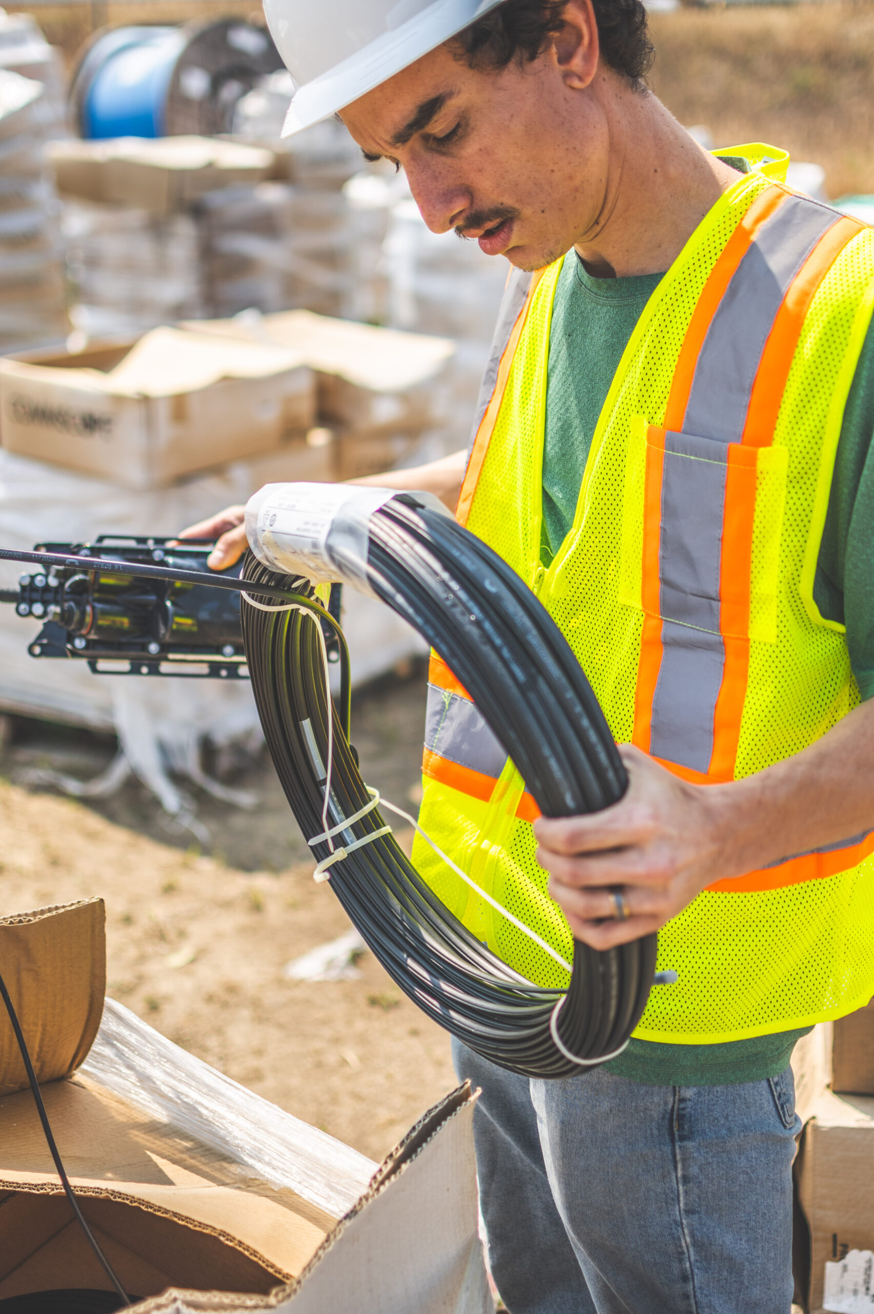 How Telecommunications Contractors Streamline Business Connectivity Across the United States?