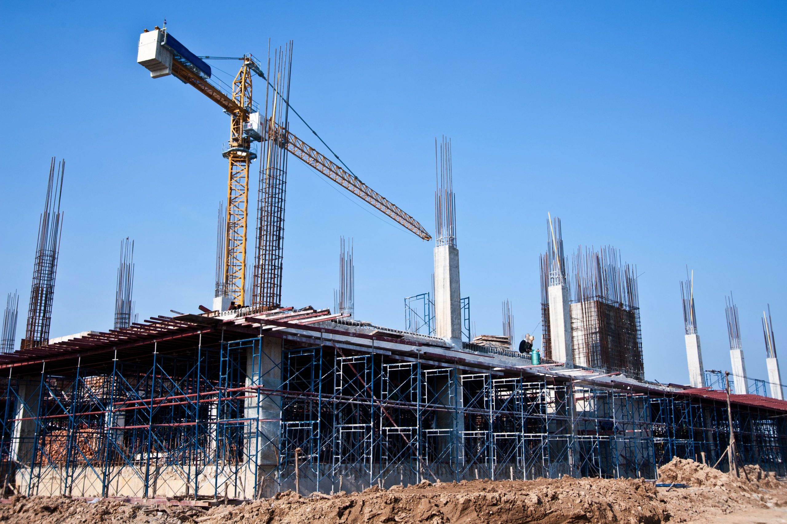 Why Choosing a Local Construction Crane Rental Service in Franklin, TN Saves You Time
