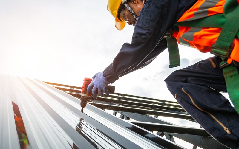 How to Identify and Fix Common Cedar Shake Roof Damage